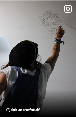 公式】ジョニー・デップ「A Bunch of Stuff - Tokyo」展